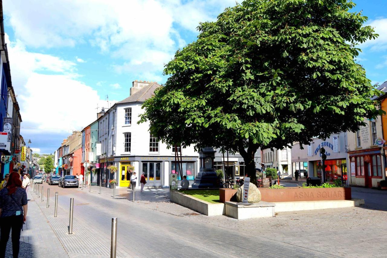 Long Quay Apartments, Clonakilty Eksteriør billede